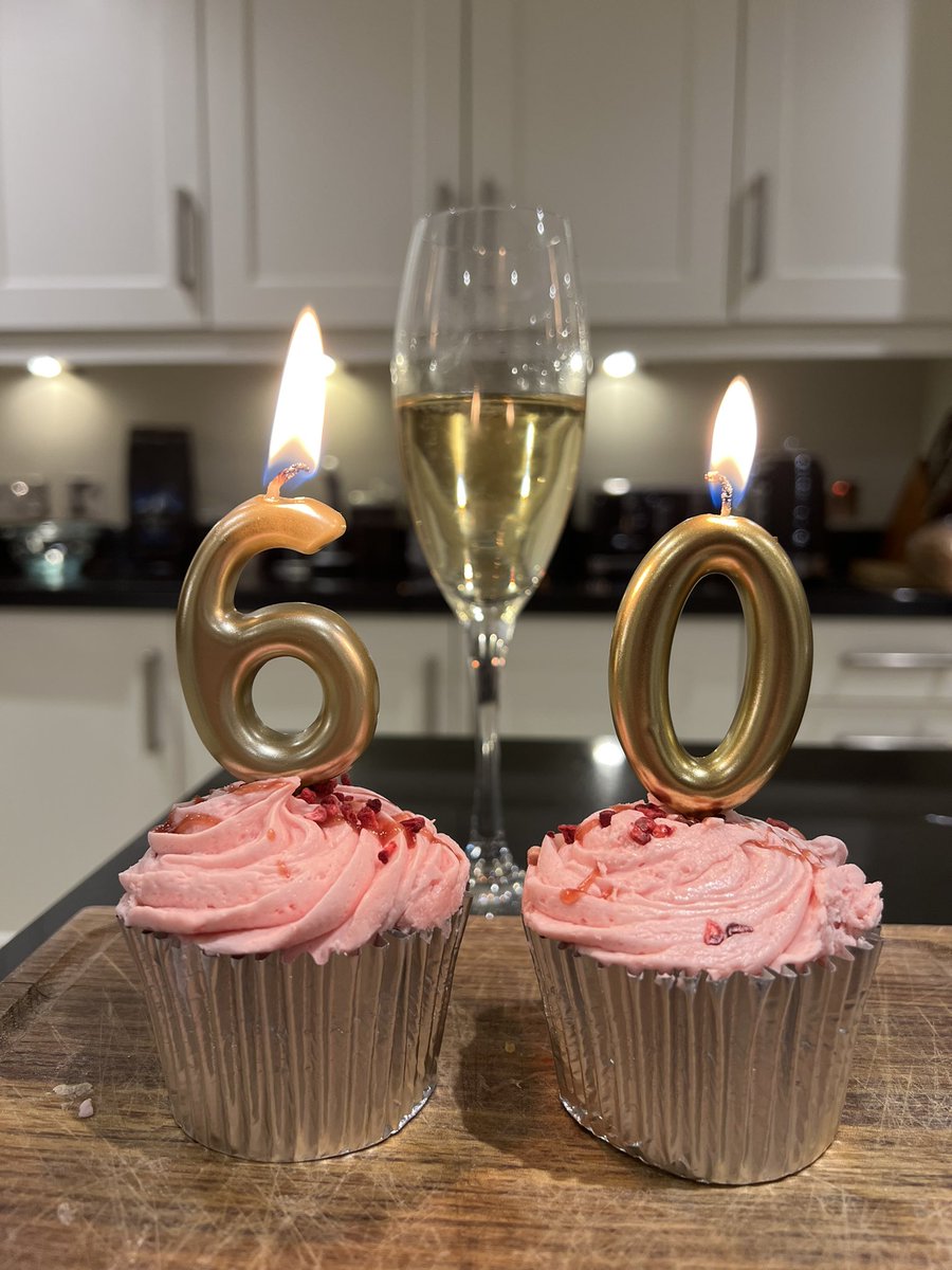 Ronan Dunne tweet media