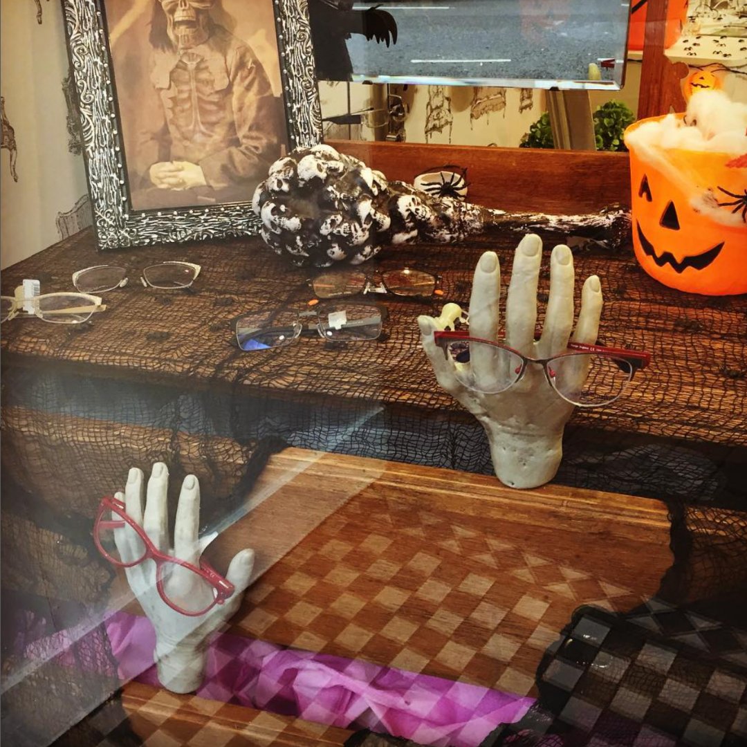 YorksEyewear's tweet photo. Happy Halloween from Yorkshire Eyewear !

We've delved into the Yorkshire Eyewear archives and picked out some sp👀ky throwbacks!

Be safe this halloween and look after your eyes!

https://t.co/An85cWvwas https://t.co/oHsuhxT1E1