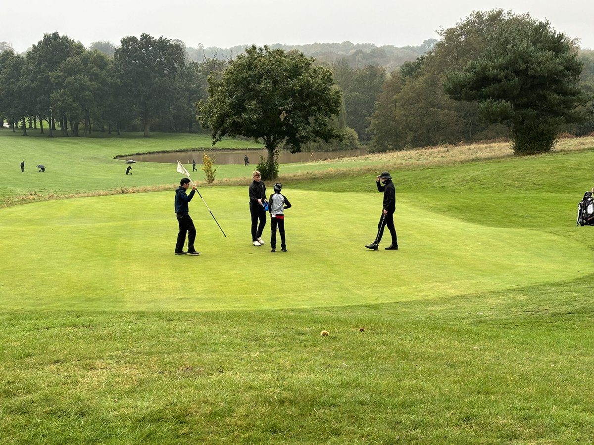 Dukeries yesterday at @RuffordParkGolf - thanks to the organisers for the work they put in. Great 4 ball with Ethan, Callum and Luca! Shot 78 - yellow tees for team @LindrickGC