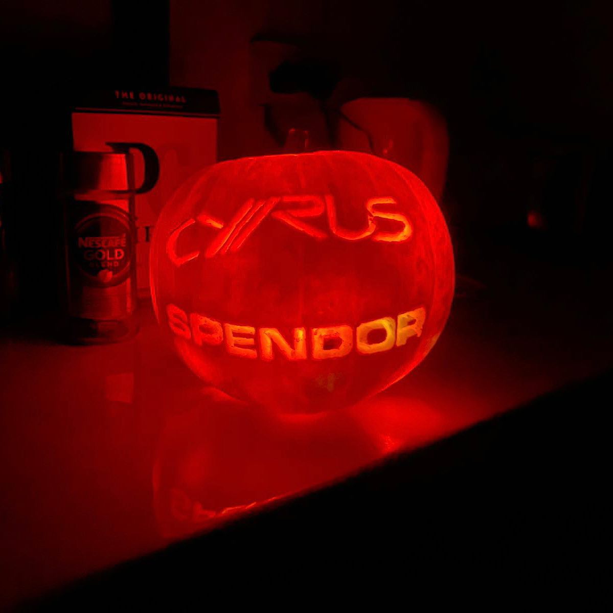 AudioTgroup's tweet photo. Happy Halloween! Things are getting spooking down at Audio T Portsmouth with their nifty pumpkin carving skills. Be sure to pop in to your local Audio T store today, where you’ll always find a treat but never a trick
#audiot #naim #cyrus #spendor https://t.co/0aFwSe0tjx