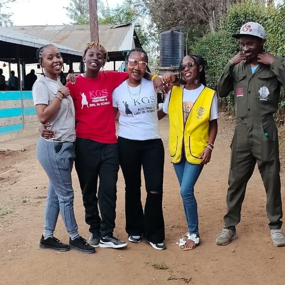 #RecapTuesday 

On Sunday at Young Life, Africa, Children's Home for a charity activity.

Event organised by Leo Clubs: @barrierbreakersyouthinitiative @zetech_leo_club 

#WeServe #loudandproudleos