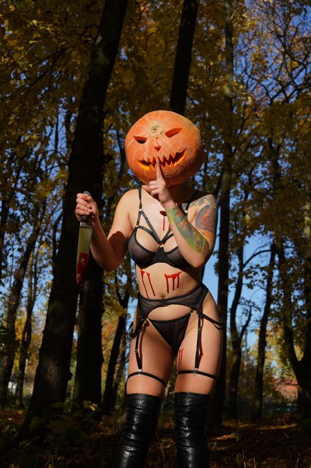 Cukierek albo psikus🎃 Cukierek ❤️ Psikus - napisz jaki #Halloween #Halloween2023 https://t.co/WNOnlD<a href="/tag/halloween"class="tags"><span>#halloween</span></a><a href="/tag/halloween2023"class="tags"><span>#halloween2023</span></a>