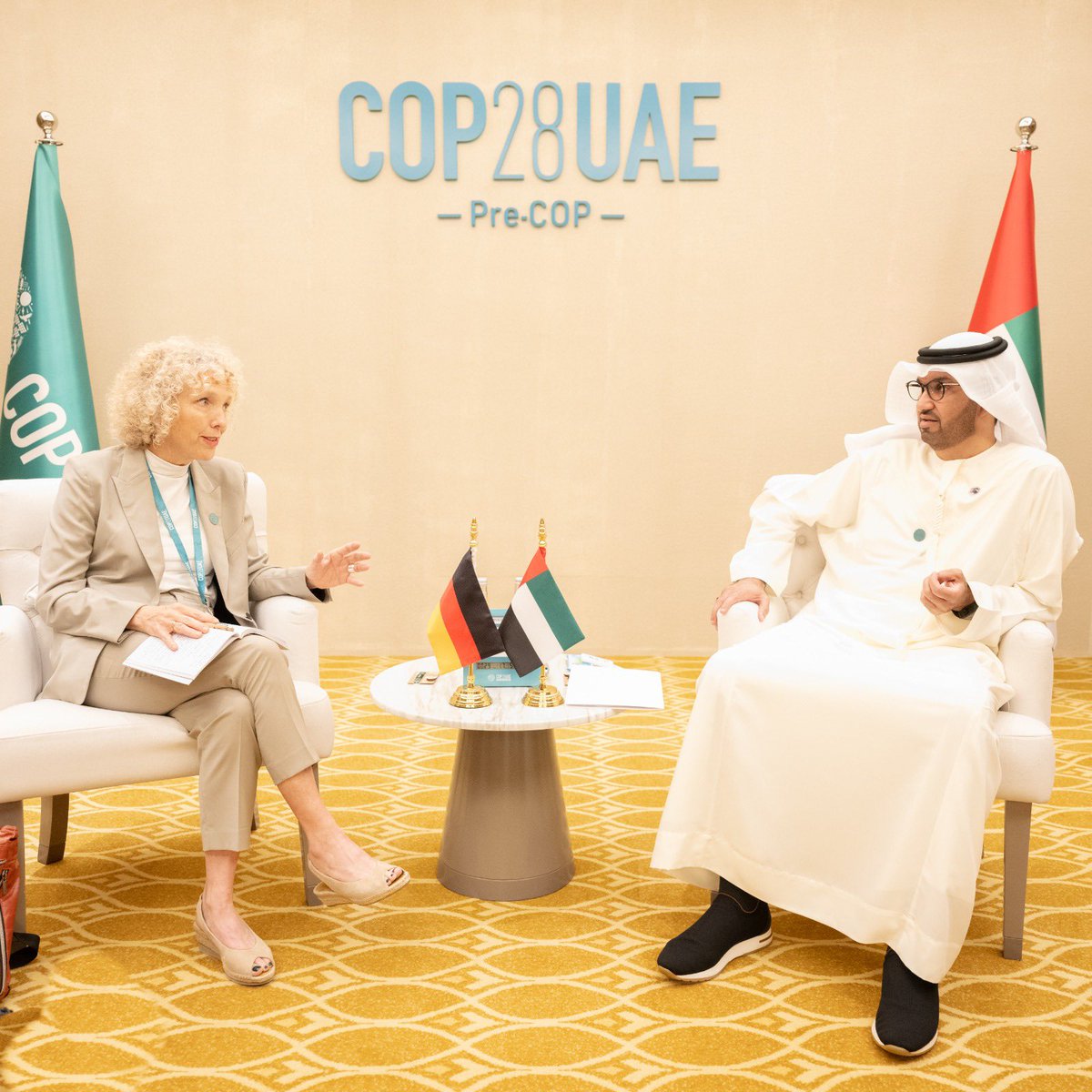 COP28_UAE's tweet image. Dr. Sultan Al Jaber, COP28 President, met with Jennifer Morgan,​ 🇩🇪's State Secretary and Special Envoy for International Climate Action, at #PreCOP. Together they discussed delivering a robust response to the Global Stocktake at COP28.

#DrSultanAlJaber #COP28 @climatemorgan