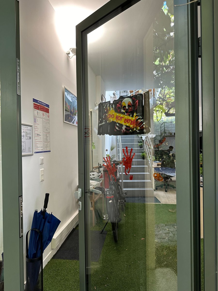 Chez Silex, les bureaux sont passés aux couleurs d'Halloween 🎃

Rongeurs démesurés, spectres fantomatiques et autres toiles d’araignées… Tout pour donner la chair de poule, joyeux Halloween à tous !