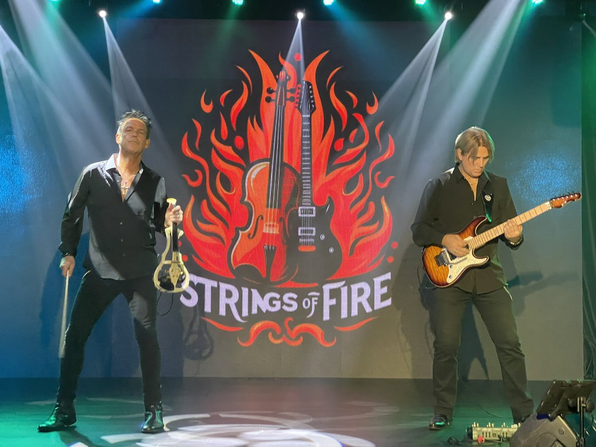 GaryLovini's tweet photo. A sneak peek of todays office…🎻🎸🔥
#garylovini #TheKingOfStrings #violinshow #electricviolinist #electricguitarist #musicduo #violinshowman #stringsoffire #orlandoviolinist #music #stageshow #orlandoevents #orlandomusicscene #corporateentertainment https://t.co/xW6Nkg0JLi