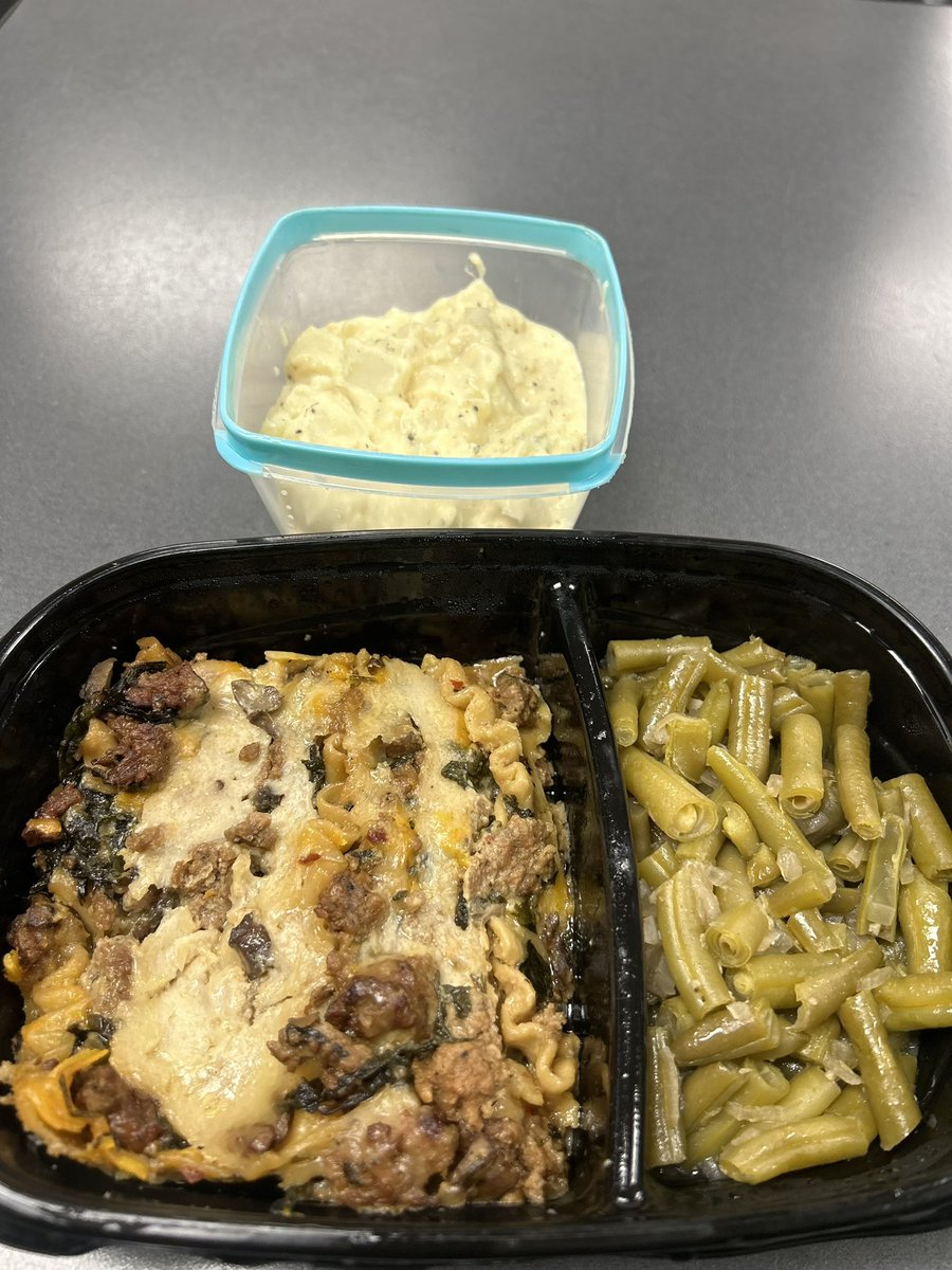 Vegan lasagna with white sauce, spinach, mushrooms, Impossible sausage, and cheese for lunch, plus green beans and potato salad!  #VeganLunch