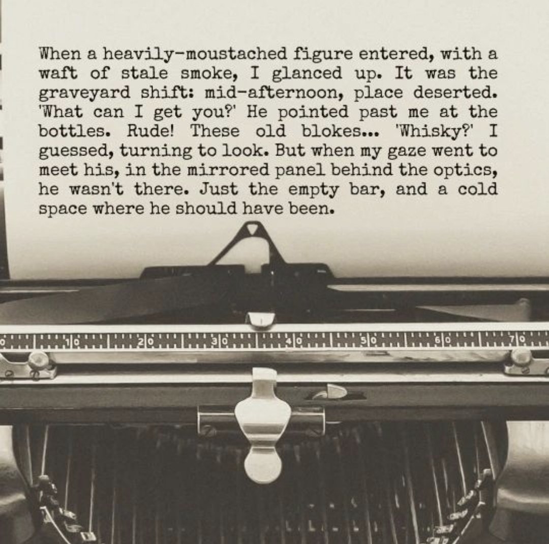 A spooky 75-word flash for Halloween 👻
#flashfiction 
#ghoststory 
Thanks <a href="/paragraphplanet/">Paragraph Planet</a> for format &amp; <a href="/WritersSalon/">The London Writers' Salon</a> for time xx