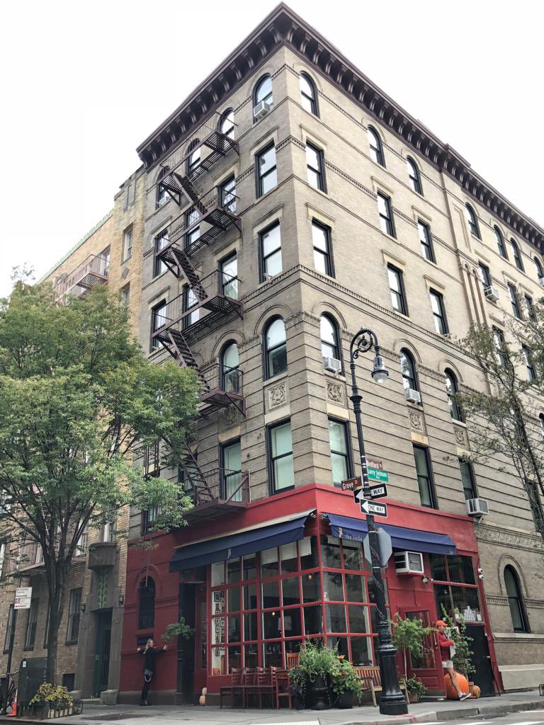 isamorenobs's tweet photo. “The one with the friends building”
#friends #friendsbuilding #friendsnyc #nyc https://t.co/87BntmRd5j