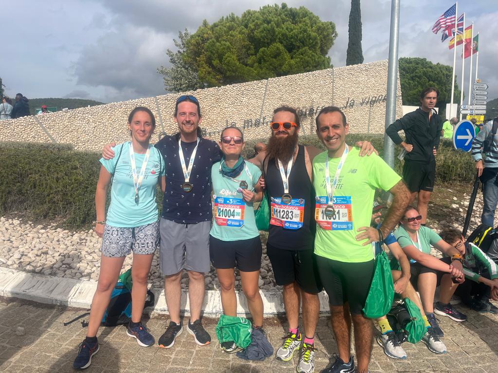 We did it! We ran 20km! We are exhausted but proud of ourselves! Thanks to our supporters, and a big thank you to those who participated in the fundraising for @vaincralzheimer (still 28 days left to donate donner.vaincrealzheimer.org/soutenir-reche…) @inp_marseille @terrymosoly @SimoneMastrog12
