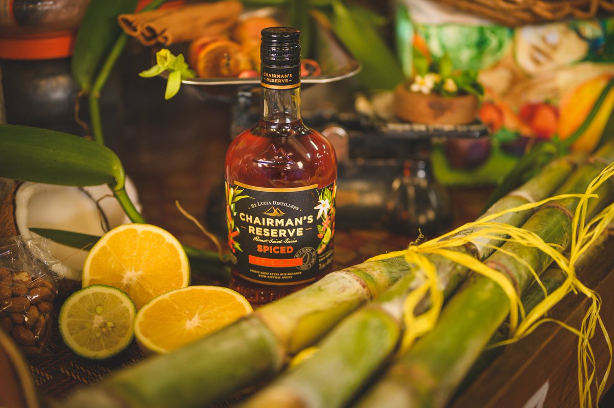 Transport yourself away to St. Lucia with a bottle @ChairmansUK Spiced Rum 🥃🧊

Produced with local ingredients, this Rum encapsulates the spirit of St. Lucia in a bottle 🍋🥥

distillersdirect.com/products/chair…

#stlucia #chairmans #ChairmansReserve #rum #spicedrum #distillersdirect