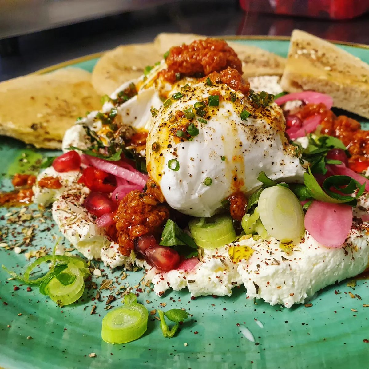 T H E   L E B A N E S E 🍳 Labneh, Hollowdene Hens poached eggs, our own harissa, our own za’atar, and our homebaked flatbread! Breakfast served 7 days a week froom 9 to 11.30.