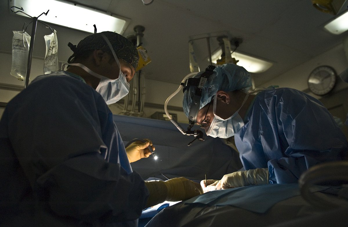 ICompetitivita's tweet photo. 🥼 “#Specializzandi di #medicina: un posto su tre non è assegnato”.

L’approfondimento del direttore Area Salute I-Com Thomas Osborn 👉 https://t.co/E0uEBetmAQ https://t.co/lml05128g7