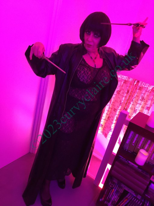 Halloween ready https://t.co/bsSBWY2GsP<a href="/tag/highheels"class="tags"><span>#highheels</span></a><a href="/tag/nopanties"class="tags"><span>#nopanties</span></a><a href="/tag/stilettos"class="tags"><span>#stilettos</span></a><a href="/tag/minidress"class="tags"><span>#minidress</span></a>