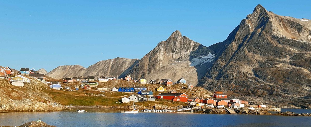 @ResearchIFI researcher Glen Wightman as part of the EU-funded @NASCO_Sec programme in the east Greenland settlement of Kuummiut - tagging salmon as they returned to their European rivers of origin. @Kaa_telemetry @DTUtweet @Dept_ECC @ICES_ASC