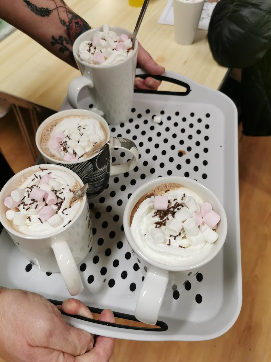 HampshireAutism's tweet image. We had a spooktacular evening at the Solent Serendipity Group this Sunday🎃👻
A huge shout out to our volunteers Debbie and Kate who provided our members with goodies, cookie decorating and Halloween-themed activities. 

#Halloween #communitygroups #volunteering #volunteerwithus