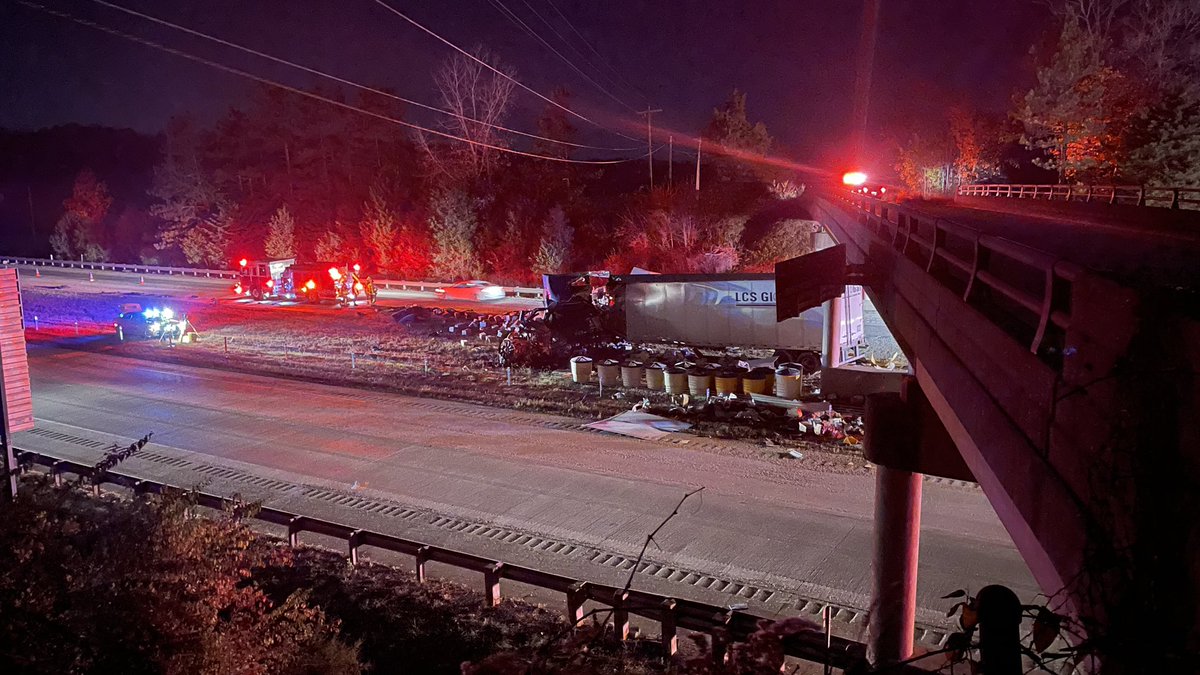 Fatal semi crash on 74 WB under the N Huntersville Rd overpass <a href="/WCPO/">WCPO 9</a>