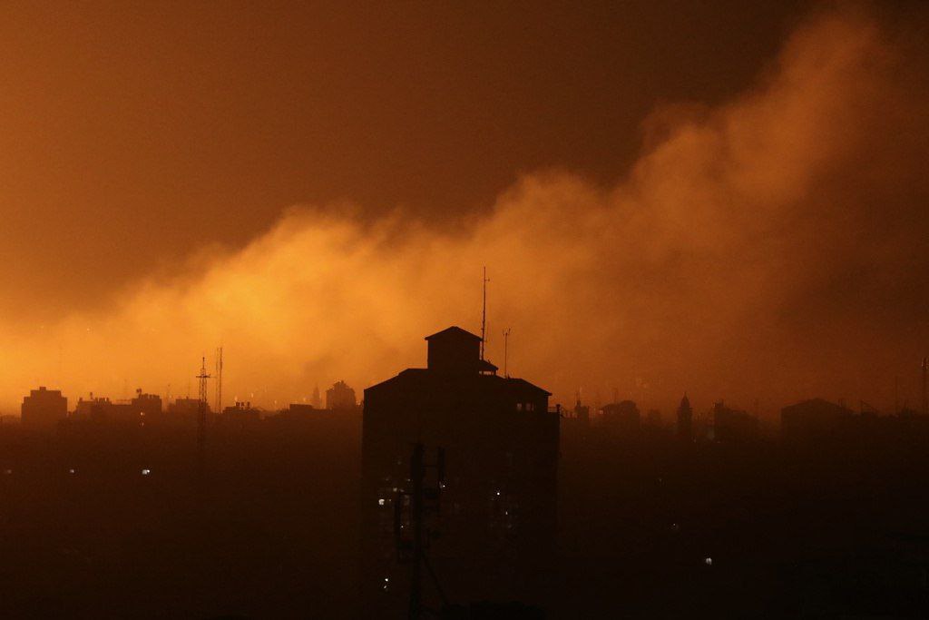 FactualNarrator's tweet photo. The bombing of Gaza does not stop, even for a few seconds. Over the course of time, the bombing intensifies on security houses, hospitals, schools and their surroundings. https://t.co/GSInGgirkl