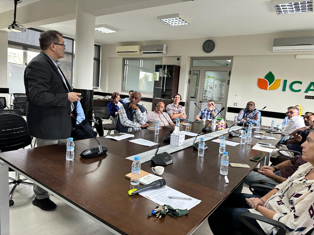 CGIARbreeding's tweet photo. 🏢Exciting visit to @ICARDA with #AcceleratedBreedingInitiative &amp; @BiovIntCIAT_eng after #APBAConf2023!

✅Exploration of ICARDA Morocco Genebank, a treasure of genetic material for vital crops
✅Discussions around future #GeneticInnovations for #CWANA region's #FoodSecurity https://t.co/gJ4PO1Vqf4