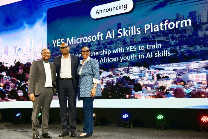 #SouthAfrica: An innovative artificial intelligence (AI) training initiative will equip 300,000 young South Africans with digital skills, fueling the future of innovation, employment and economic growth. #youthigf #globalyouthigf <a href="/Yes4YouthZA/">Yes4Youth</a>  <a href="/LillianB1/">Lillian Barnard</a> 
itnewsafrica.com/2023/10/empowe…