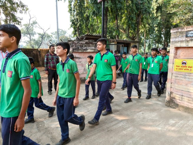 KVOFBHANDARA's tweet image. Celebration of National Unity Day & run for unity at PM SHRI KV O. F Bhandara
@KVS_HQ
@KvsMumbai
@EduMinOfIndia
#UnityRun