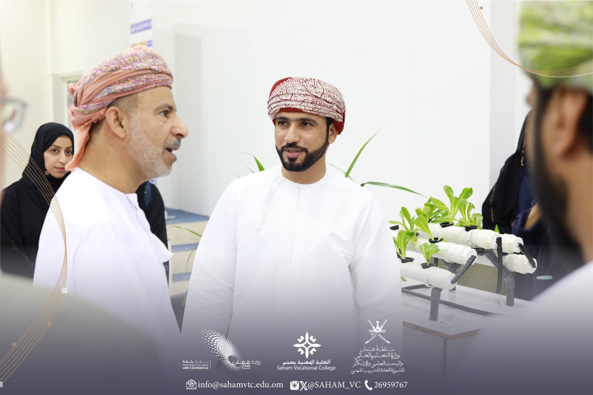 saham_VC's tweet photo. رعى المعرض كلاً من مؤسسة أركان للبحث والتطوير والابتكار (أرضك) ومؤسسة ورسان للتجارة بالإضافة إلى مشاركة إرتواء كافية.

#saham_vc 
#يوم_الشجرة_العماني 
#الكلية_المهنية_بصحم https://t.co/yx7UfObRYz
