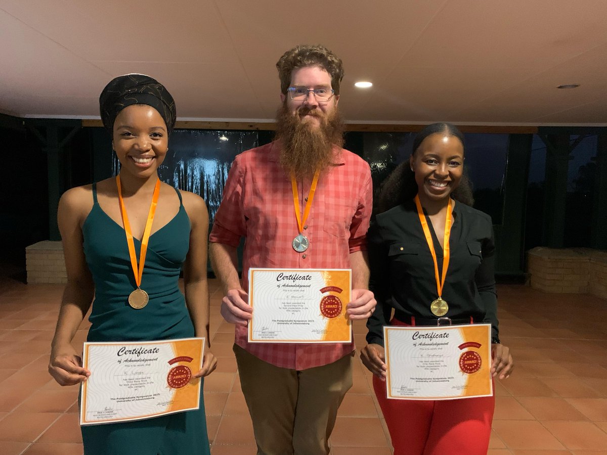 At @acdblab we don't just Talk the Talk, we Walk the Walk. A huge congratulations to Khanyi, Ross and Kamogelo on their award-winning presentations at the 2023 UJ Botany Symposium. @UJBotany