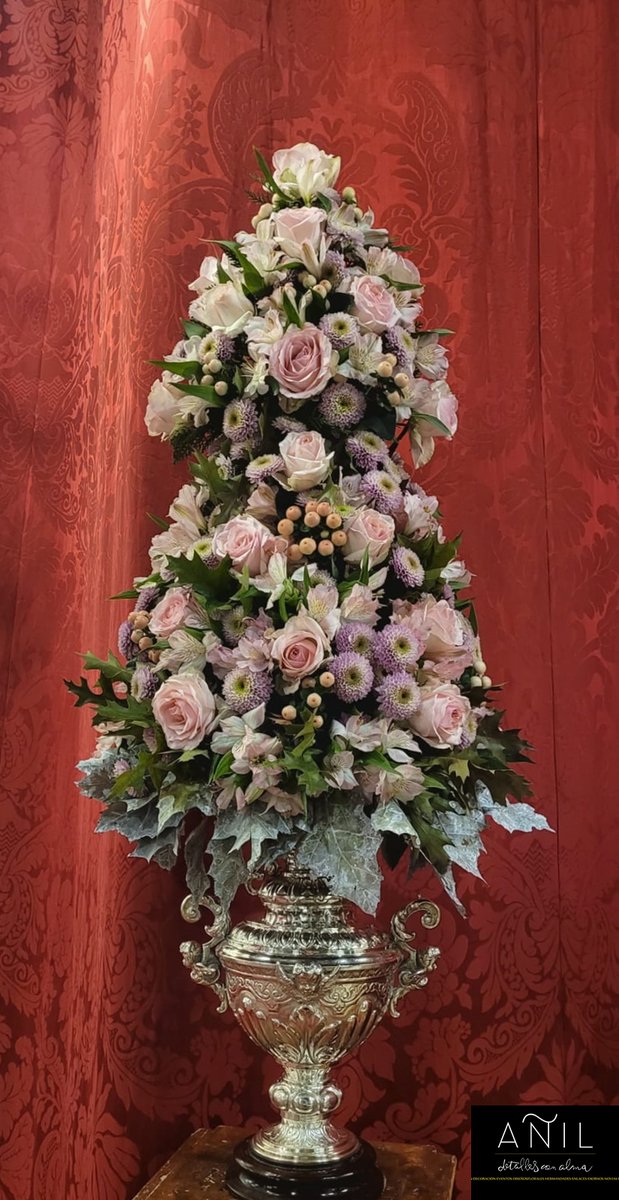 AnilFloral's tweet photo. 𝑵𝑼𝑬𝑽𝑶 𝑬𝑿𝑶𝑹𝑵𝑶 | Exorno floral del altar de Triduo de Nuestra Señora de la Asunción de la @asuncioncanti con motivo del Dogma Asuncionista.

"Añil, Detalles con Alma"

☎️ 625460219
📍 C/ Trabajo 8A, 41010 Sevilla.
📲 https://t.co/AmLuYZx7Yy

#DetallesconAlma #ArteFloral https://t.co/EP75ame0SM