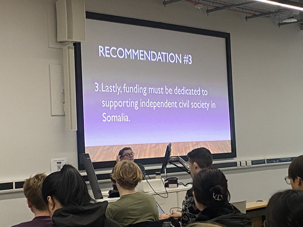 Phoebehuzij's tweet photo. Powerful conclusion by @Cabdalleaxmed shared to future journalists of @sheffielduni today
#Somalia 
#journalism 
📝🗞️ https://t.co/0ofQ58O49e