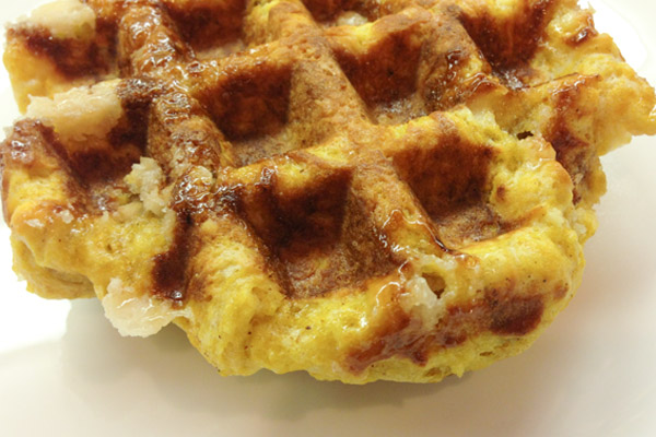 WafflePantry's tweet photo. Happy #Halloween Everyone! 👻If you're thinking of adding a twist to your #Liegewaffles for the occasion, try adding just a bit of pumpkin purree and spice to your mix!👻

🔗https://t.co/7iVgfVDrBD https://t.co/yquhoiHDYu