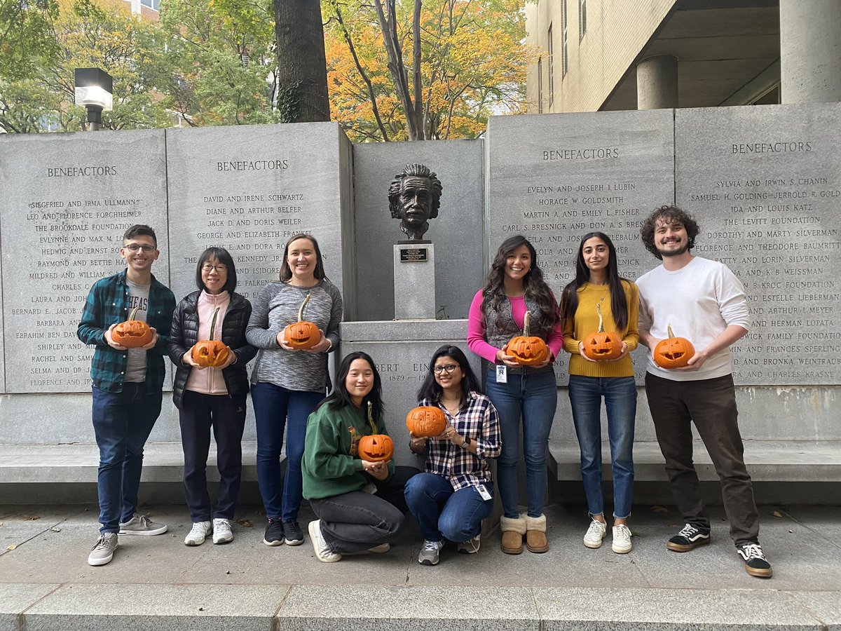 Happy Halloween from the LaFave lab! <a href="/anthgriffen/">Anthony Griffen</a> <a href="/jlwang323/">Jingli Wang</a> <a href="/Sakshi_IITK/">Sakshi Goel</a>