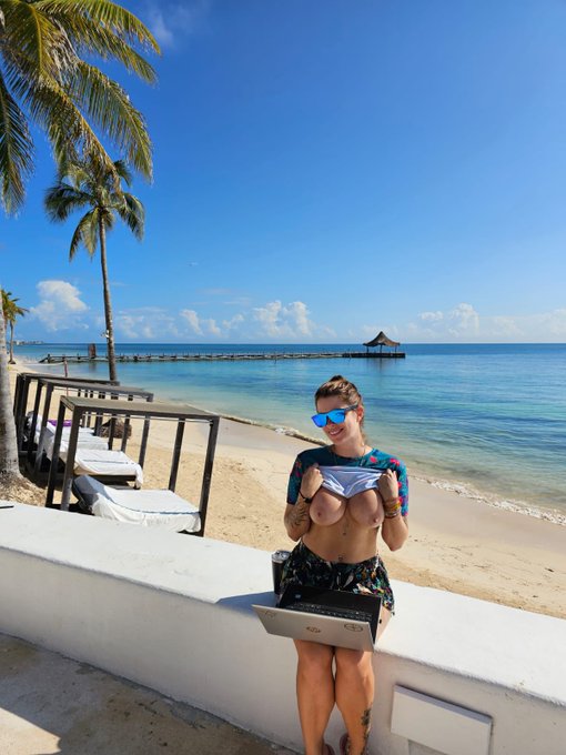 Donde estoy ?? Los primeros 5 que adivinen les regalo 3 dias gratis en mi only 👀👀👀 https://t.co/eXiq<a href="/tag/podcast"class="tags"><span>#podcast</span></a>