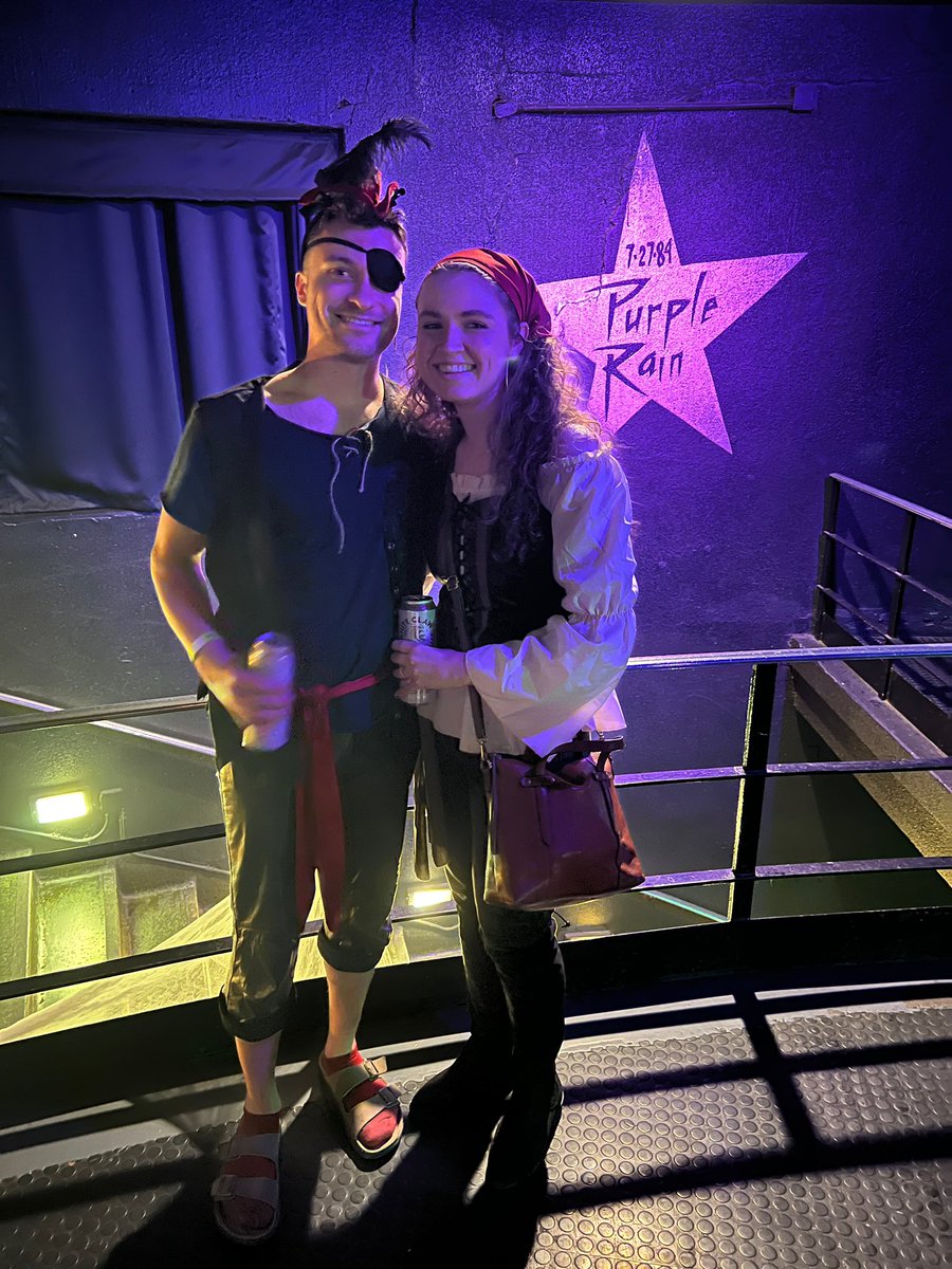 daggerglad's tweet image. We noticed you from across the bar. We really dig your parrot