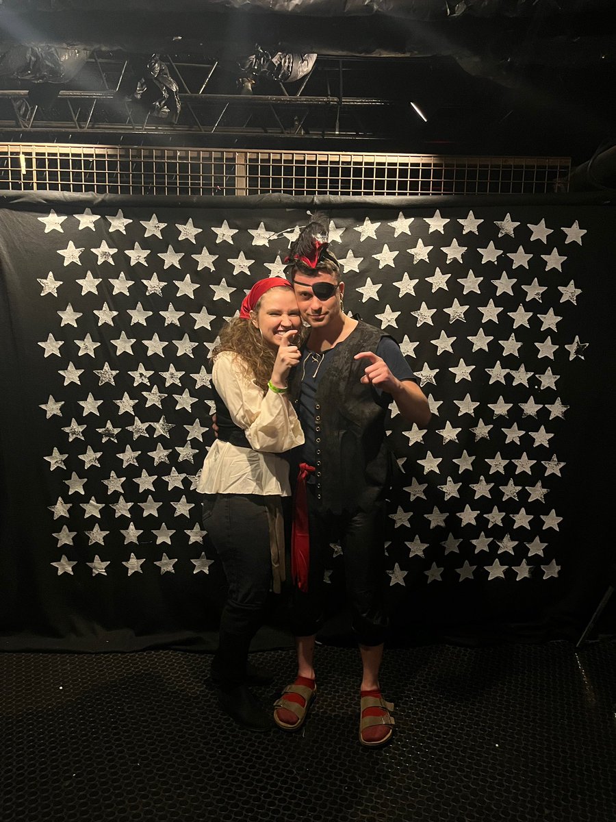 daggerglad's tweet image. We noticed you from across the bar. We really dig your parrot