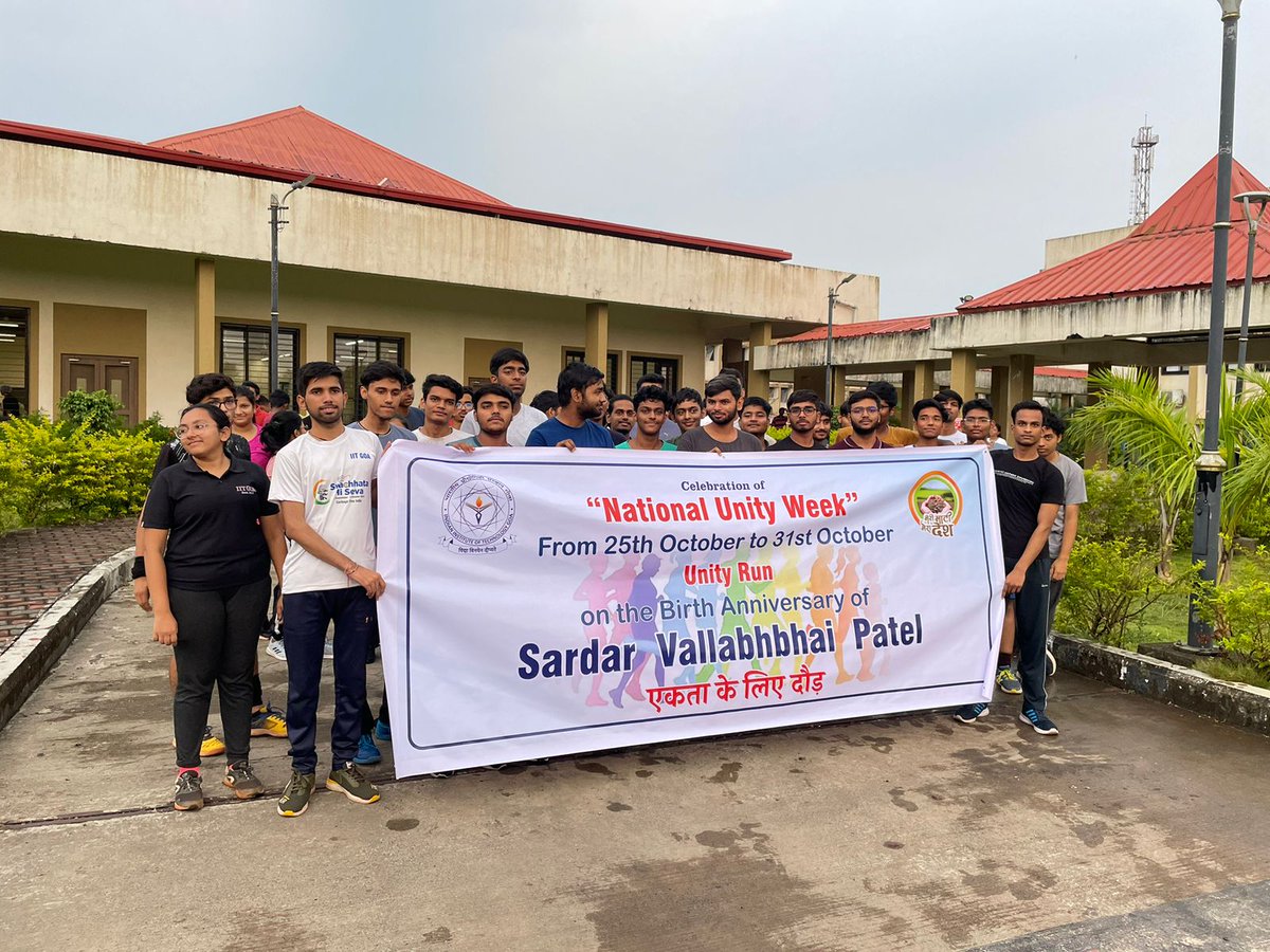 IITGoaofficial's tweet image. Remembering the &apos;Iron Man of India&apos;, IIT Goa payed tributes to Bharat Ratna Sardar Vallabhbhai Patel Ji on his birth anniversary by participating in Unity Run &amp;amp; taking the National Unity Day Pledge.
@bkIITGoa 
#RunForUnity #FestivalOfUnity #UnityRun #UnityDay #RashtriyaEktaDiwas