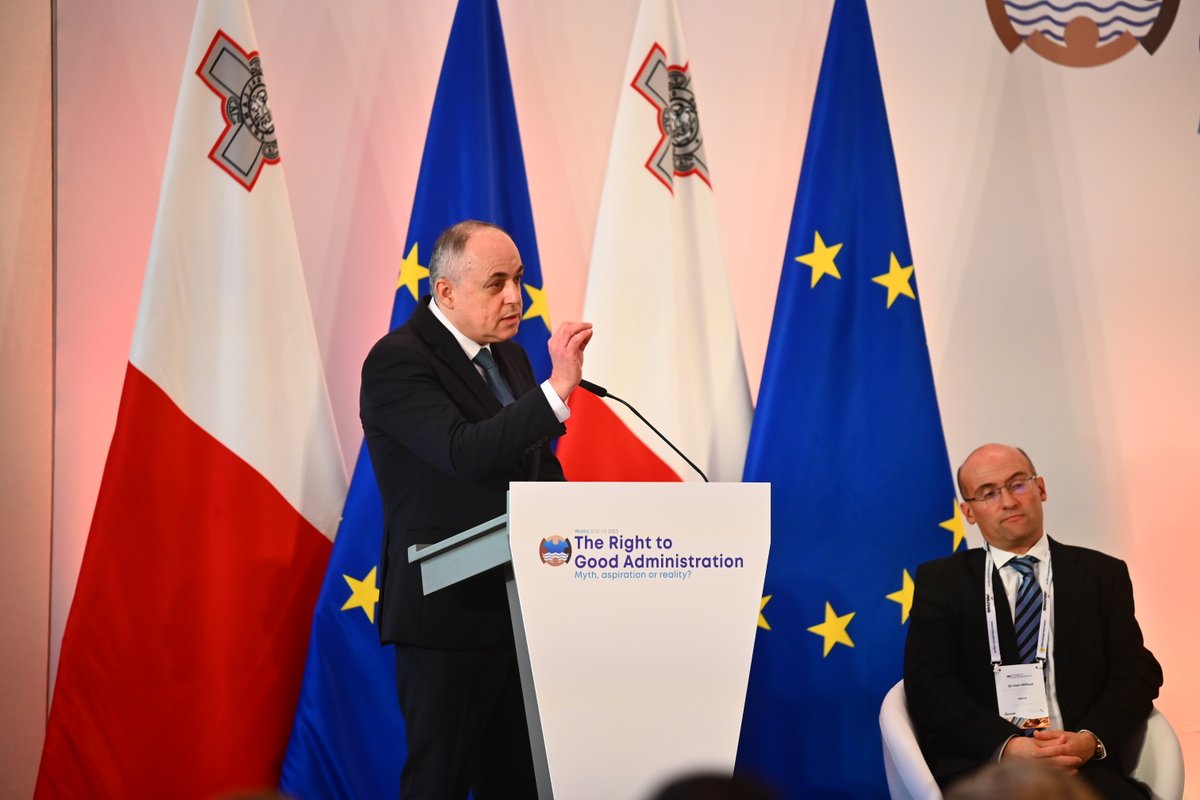 'Ejjew naħdmu biex nibnu soċjetà fejn amministrazzjoni tajba mhix biss dritt imma realtà għaċ-ċittadini.' - il-Kap tas-Servizz Pubbliku Tony Sultana waqt konferenza bit-tema ‘The Right to Good Administration: Myth, Aspiration or Reality?’ organizzata mill-Uffiċċju tal-Ombudsman.