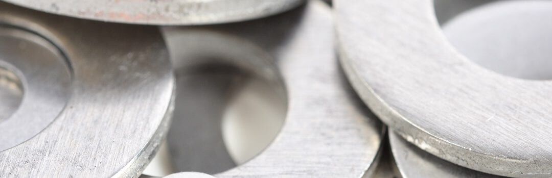 stephensgaskets's tweet image. Looking to understand the pros and cons of stainless steel and carbon steel?
Our blog post has got you covered! Dive into the details and make an informed decision for your manufacturing needs stephensgaskets.co.uk/stainless-stee…
#SteelComparison #IndustrialMaterials #EngineeringKnowledge