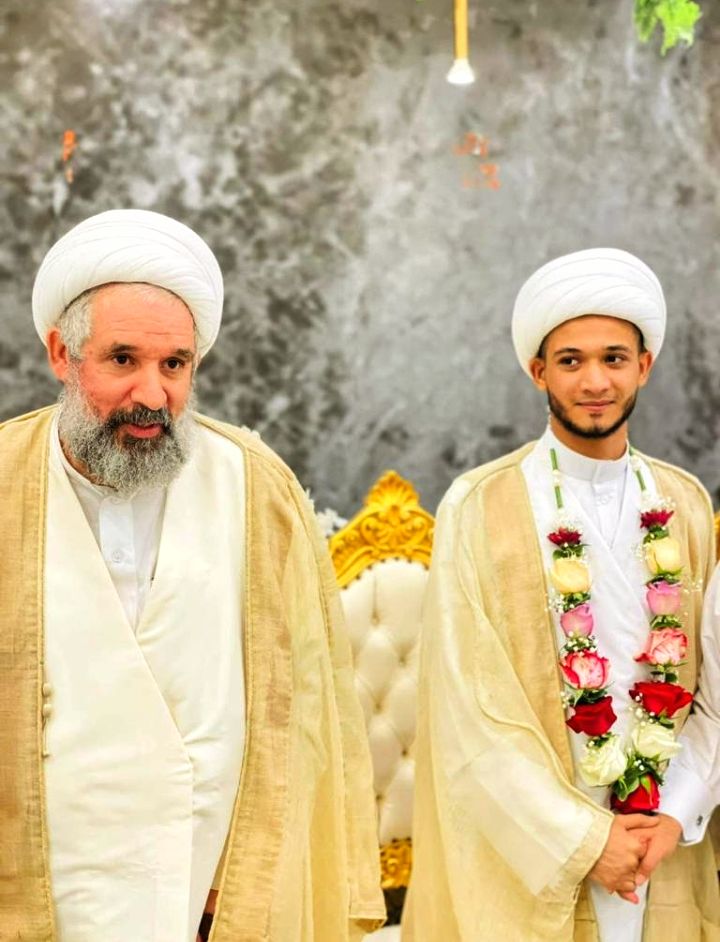 شكراً لكل من شرفنا فرحتنا بزواج إبن الأخ الشيخ كرار إبن الشيخ منصور السلمان ودامت الافراح عامره بدياركم حفظكم الله ورعاكم