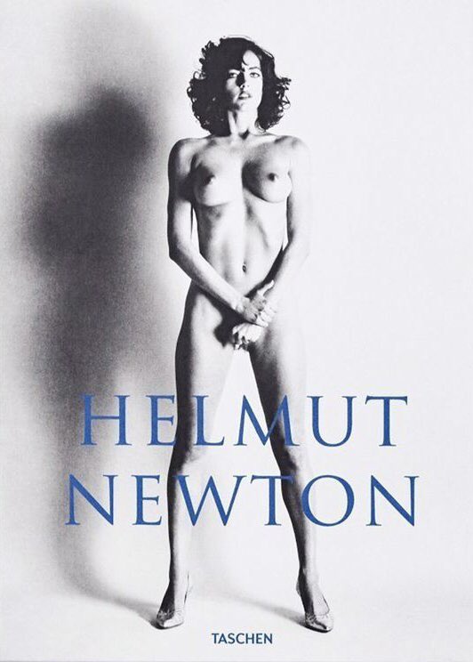 #31ottobre 

#HelmutNewton  il fotografo più amato, osannato e acclamato