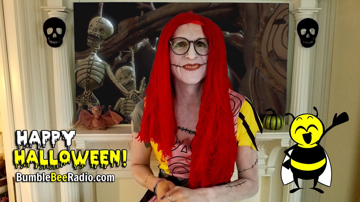 Happy Halloween from your friends at BumbleBeeRadio.com!  📻🐝🎃👻
#Indie #Alternative #InternetRadio #Halloween