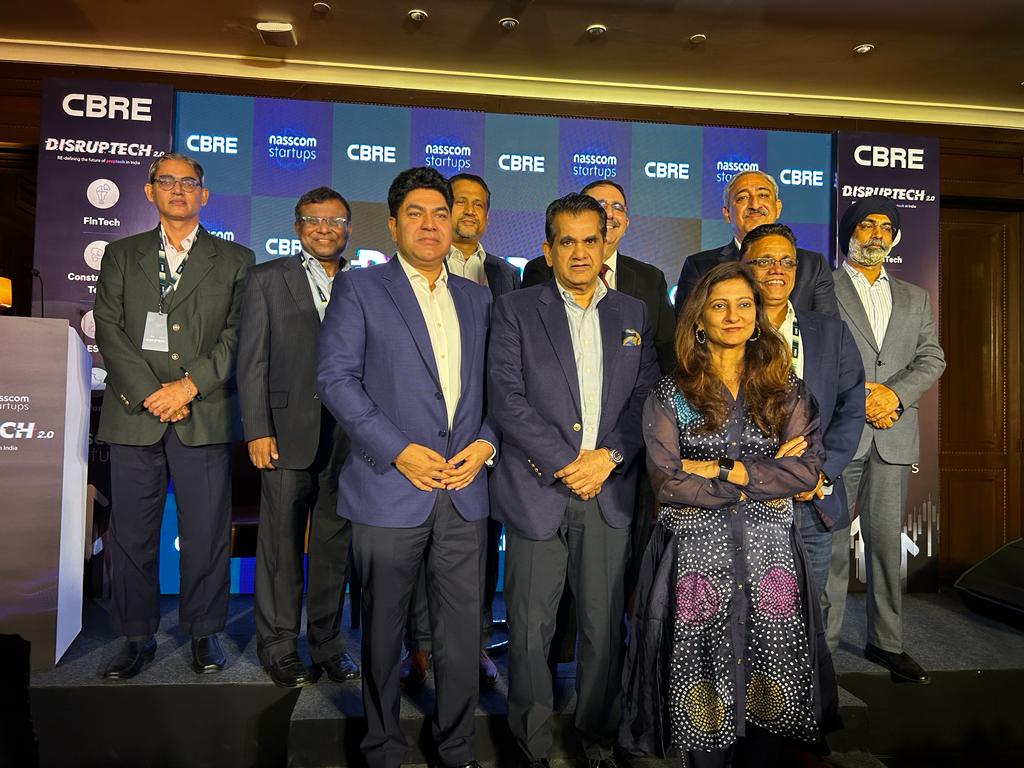 CBRE_India's tweet photo. We now at the closing moments of Disruptech 2.0, a big congratulations to our #winners and a heartfelt gratitude to all the honorable guests,  #jurymembers, participants, partners and team CBRE on this successful conclusion of this amazingly disruptive journey. 

#CBREDisrupTech https://t.co/uhLQ3mz8W3