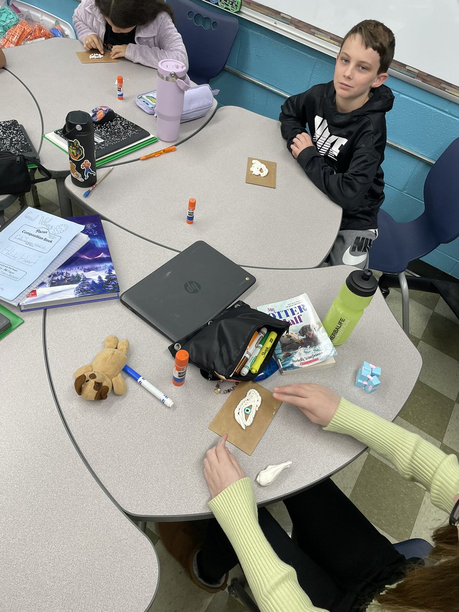 KSmith_ArtEd's tweet photo. 5th grade was so excited to start their clay dragon eyes! They are learning about texture and relief sculpture. @GreystoneEsRI @jenquattrucci https://t.co/LyTWB2e2DQ