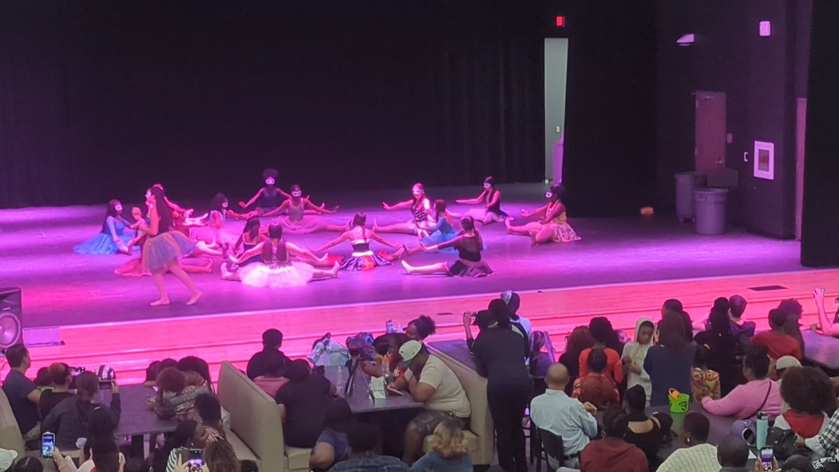 Teach or Treat - what a Fun night. Way to Go RDC- Fantastic Performance!!!!
<a href="/RobersonSpring/">Roberson Middle School</a> <a href="/CeceliaBrumsey/">Cecelia Brumsey</a> <a href="/Ramos_Rosalba81/">Rosalba Ramos</a> <a href="/joerclark/">Joe Clark</a> <a href="/SpringISD/">Spring ISD</a> <a href="/SpringISD_FACE/">Spring ISD Family & Community Engagement</a> <a href="/johnnybwilliams/">Johnny B Williams</a>