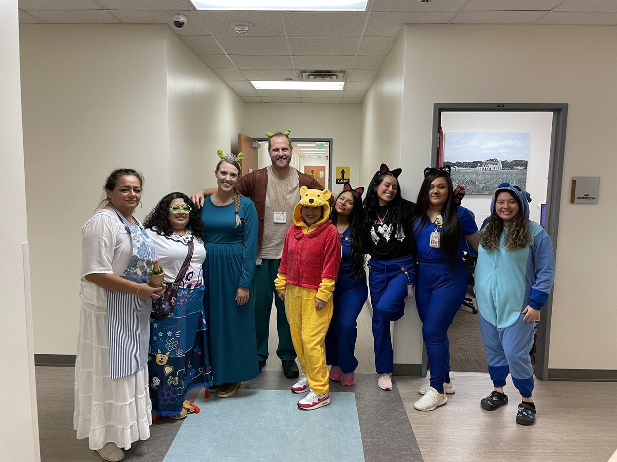 Happy Halloween from, Shrek, Fiona, Puss in Boots, and Donkey!!!! <a href="/UTHealthSAOrtho/">UT Health San Antonio Orthopaedic Residency</a> <a href="/DrStevenGibbons/">Steven D. Gibbons, MD FAAOS</a> #Halloween