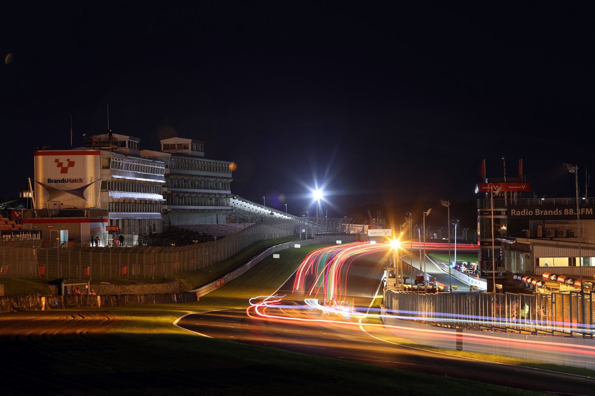 ka_enduro's tweet photo. Race report; PRO-AM Racing win the 2023 Brands Hatch Indy KA 500 🏆

Relieve all the excitement of Enduroka's epic season finale and find out exactly how the race into the darkness unfolded via the link below✨

https://t.co/CMN6Njmaax

📸 Gary Hawkins https://t.co/SV5Tk3A8Z5