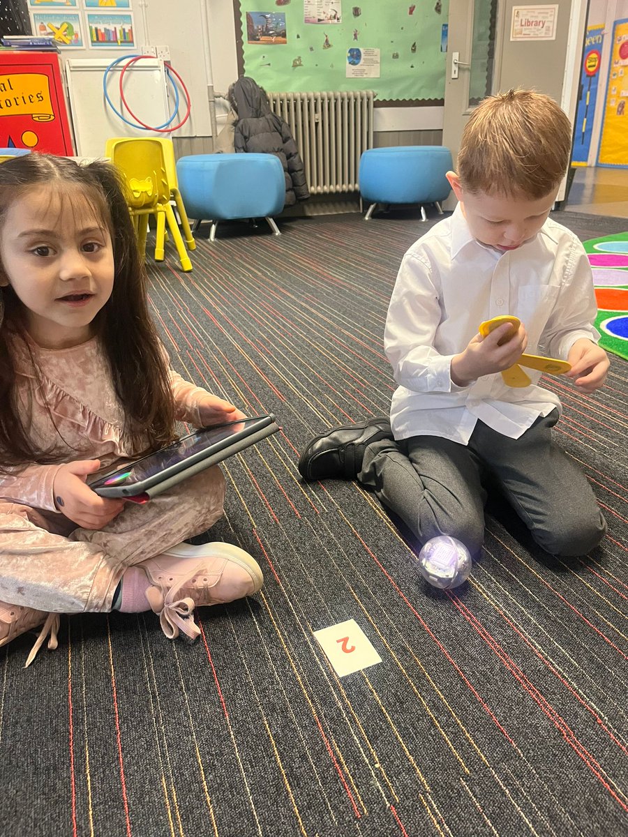 StBridesPS's tweet image. Primary 1 used the Spheros to demonstrate number recognition. 🌟 #ConnectedLearning