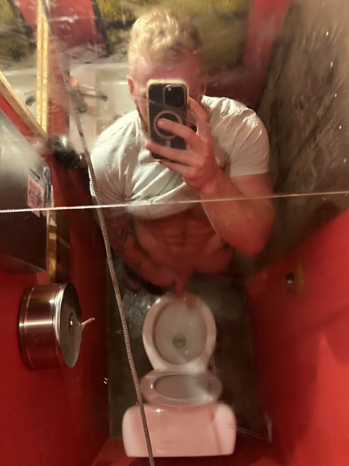 This is a UTI prevention awareness post, don&rsquo;t forget to pee after 🫶🏼 (who wishes they were the reason