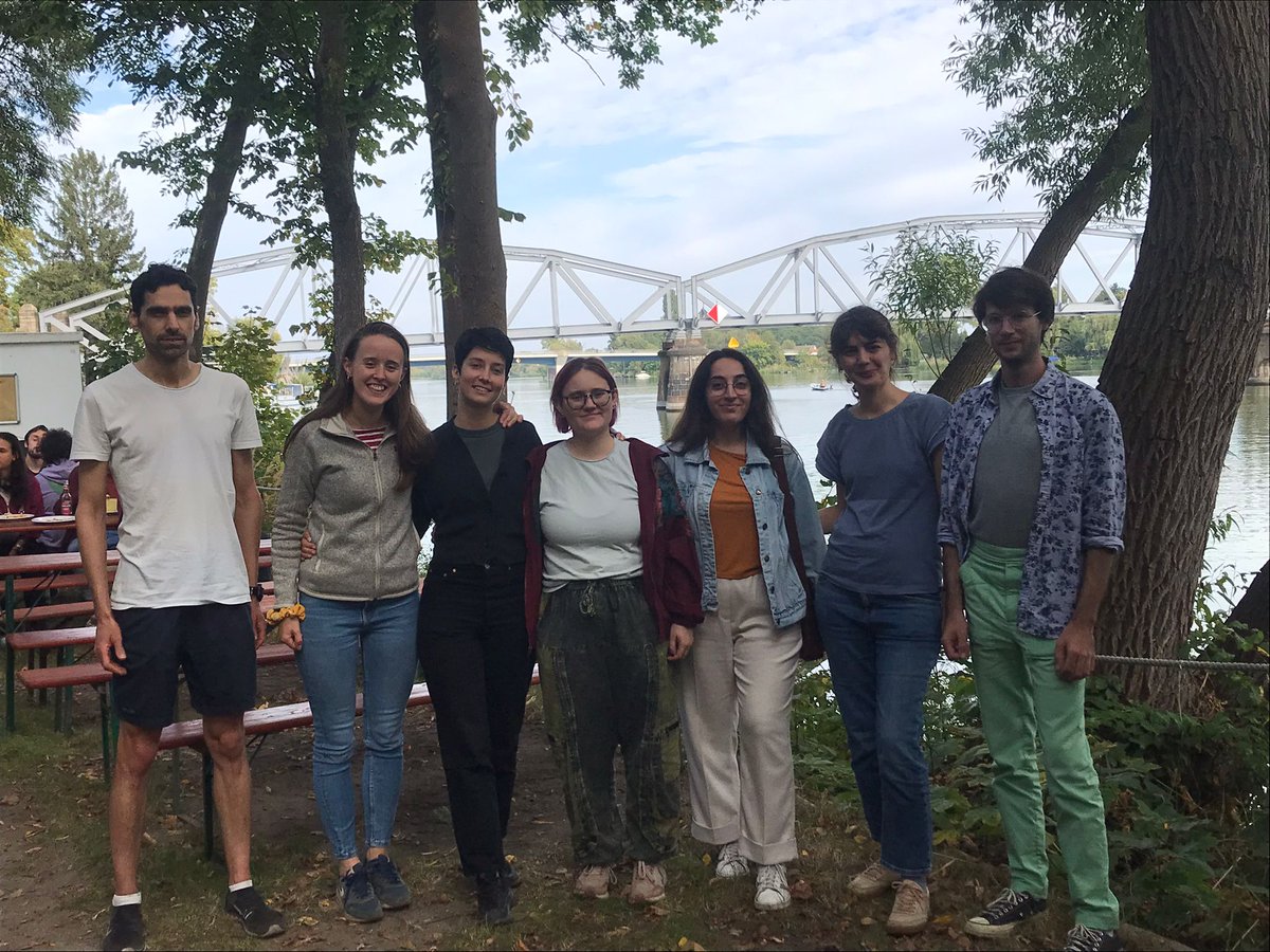 Hello from the <a href="/Haghverdi_lab/">Haghverdi Lab</a> ! We are a computational group at the <a href="/BIMSB_MDC/">MDC-BIMSB</a> and are interested in method development for analysis of high-throughput biological data! Follow us for updates about our lab 🧬💻