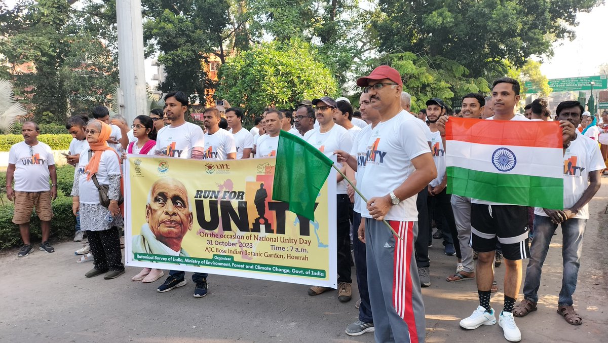 DDNewslive's tweet image. The Botanical Survey of India observed Rashtriya Ekta Diwas (National Unity Day) today on the occasion of the 147th birth anniversary of Sardar Vallabhbhai Patel. Dr. A. A. Mao, Director BSI, addressed the august gathering and highlighted Sardar Patel’s vision of a united India…