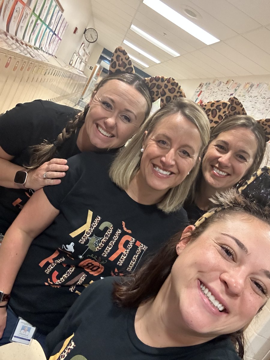 Check out this wild bunch!  Our third grade team sends Halloween greetings! 🐈‍⬛