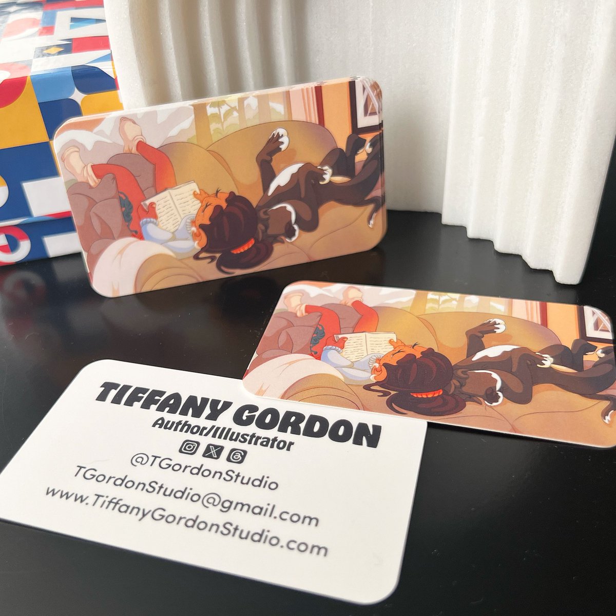 tgordonstudio's tweet photo. It’s the little things that get me excited ✨
Coming home from a trip to find my business cards arrived early!
Happy Halloween! 🎃
-
-
-
#kidlitart #kidlitartist #ArtistOnTwitter https://t.co/w53bO51Ob1